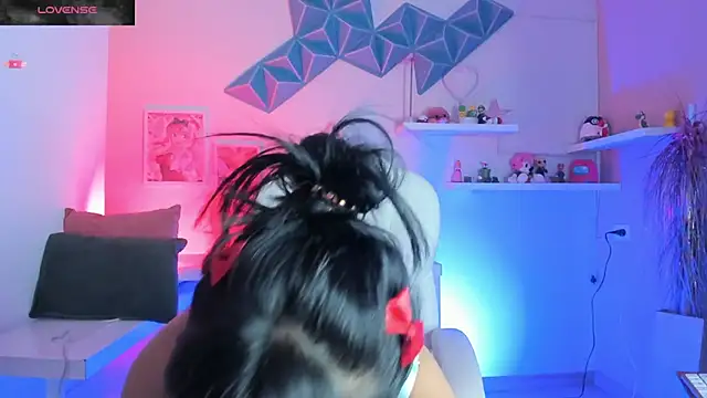 Valkiria ponce online show from 10/27/25, 05:52