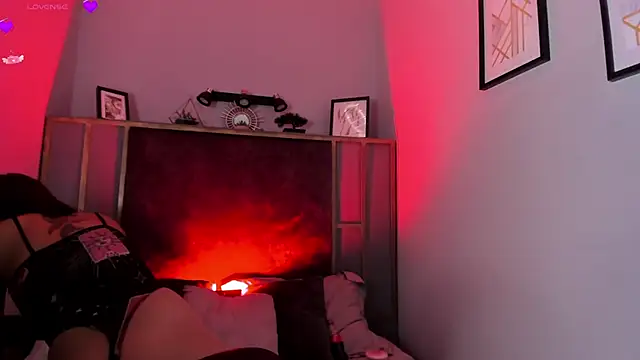 Valkiria ponce online show from 03/21/25, 01:45