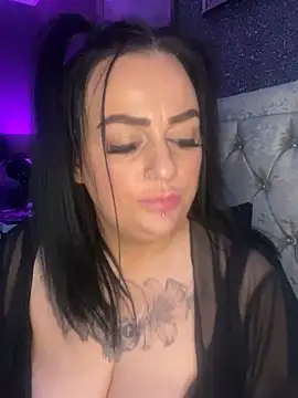 MissEssex online show from 01/30/25, 04:02