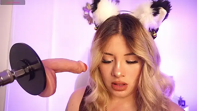 Khali reed  online show from 04/18/26, 04:48