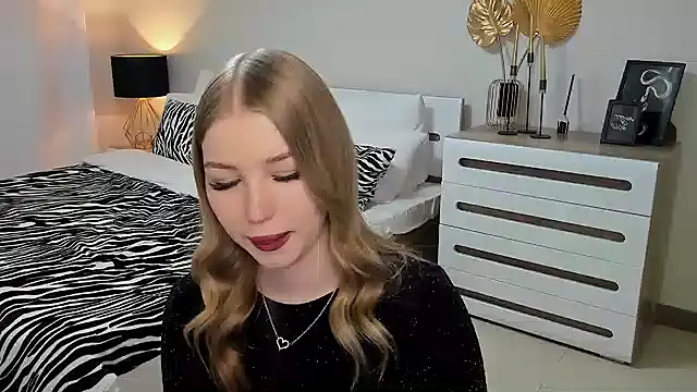 shy  lady online show from 03/21/25, 12:29