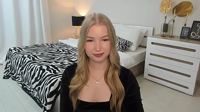 shy  lady online show from 06/14/26, 02:29