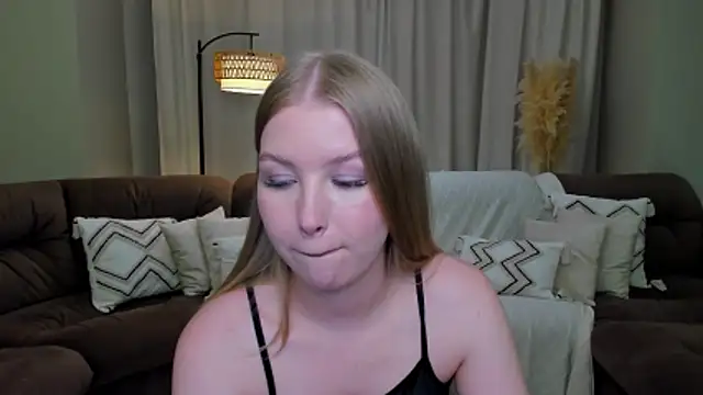 shy  lady online show from 05/28/26, 06:03