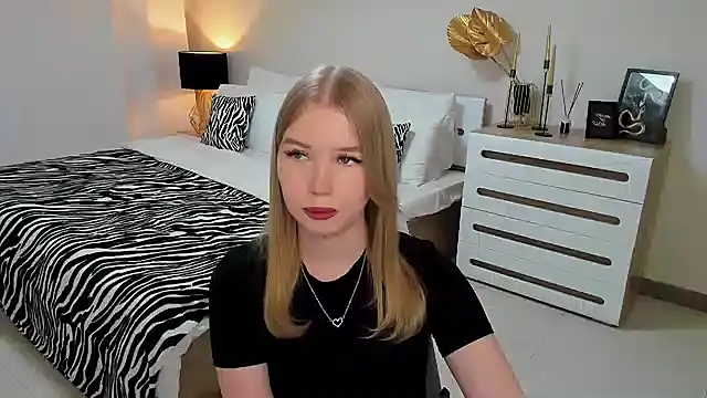 shy  lady online show from 02/27/25, 09:25