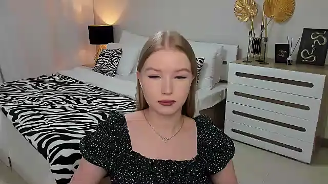 shy  lady online show from 02/05/25, 02:05