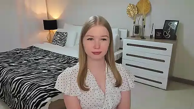 shy  lady online show from 03/10/25, 01:12