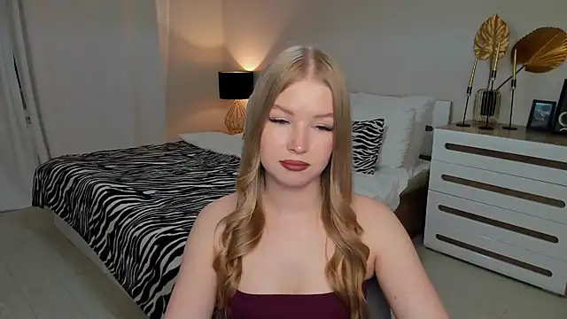 shy  lady online show from 05/16/26, 06:18