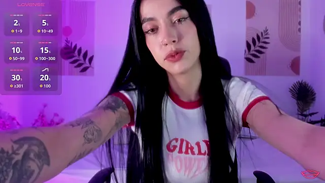 samy lewis online show from 10/24/25, 08:46