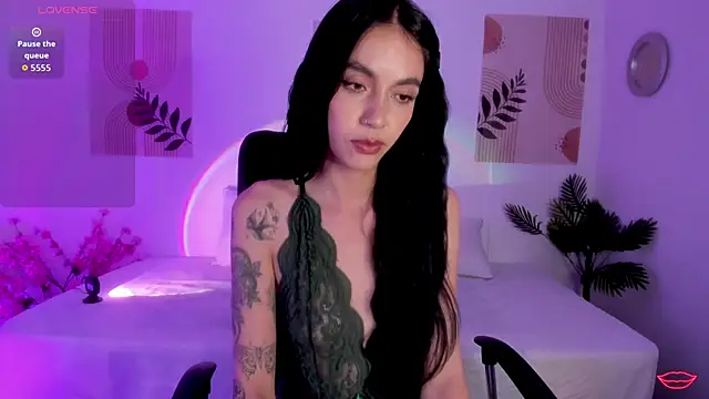 samy lewis online show from 10/20/25, 04:03