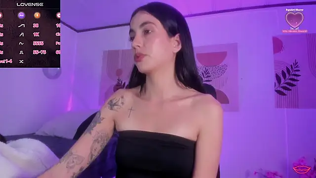 Snapshot of samy_lewis chatting on 01/14/26, 06:06 samy lewis online show from 01/14/26, 06:06