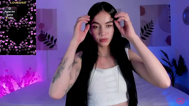 samy lewis online show from 09/25/25, 07:36