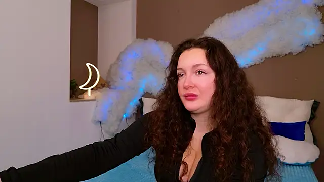 GloriNichols online show from 11/10/25, 06:18