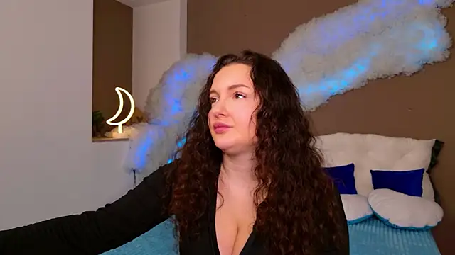 GloriNichols online show from 11/11/25, 10:54