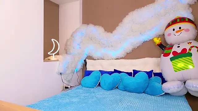 GloriNichols online show from 11/30/25, 06:14