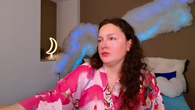 GloriNichols online show from 11/17/25, 08:18