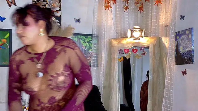 Snapshot of Kyara_Queen chatting on 06/24/26, 06:28 Kyara Queen online show from 06/24/26, 06:28