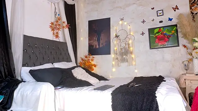 Kyara Queen online show from 02/11/26, 06:41