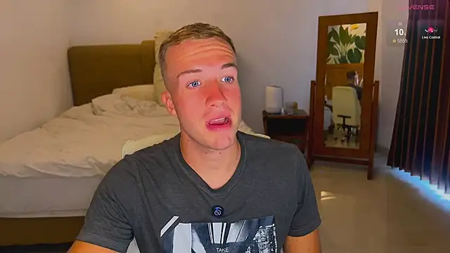 tommy cumfinger online show from 09/18/25, 01:52