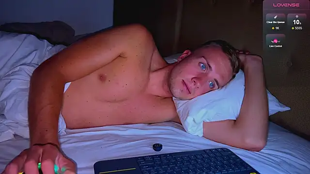 tommy cumfinger online show from 10/30/25, 08:28