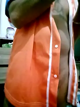 Snapshot of ale3J4a chatting on 02/25/25, 07:42 ale3J4a online show from 02/25/25, 07:42