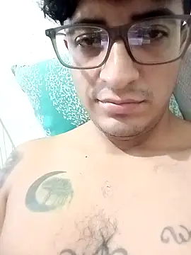 ale3J4a online show from 12/17/25, 02:33