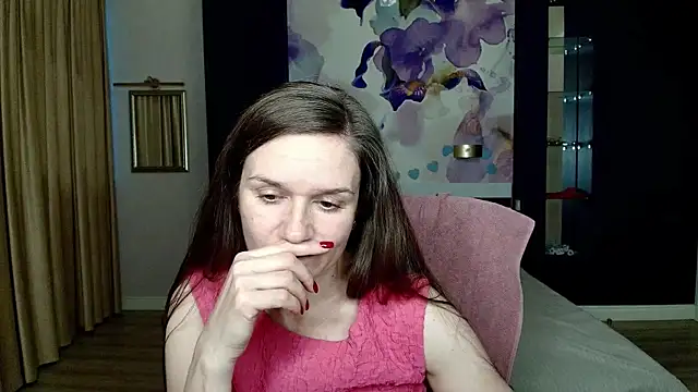 AriaGray online show from 11/08/25, 02:20