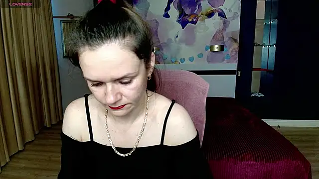 AriaGray online show from 02/17/26, 05:16