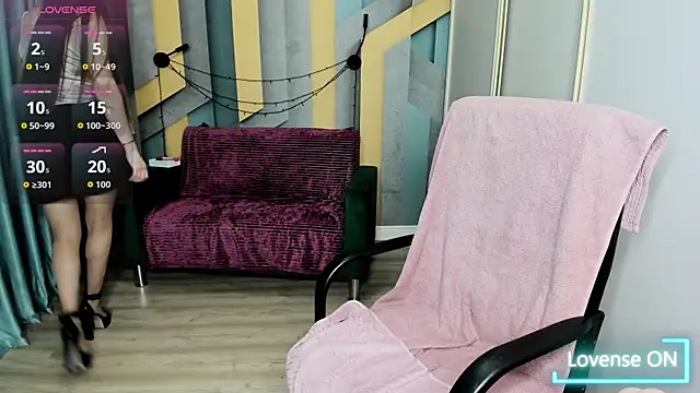 AriaGray online show from 11/20/25, 02:18