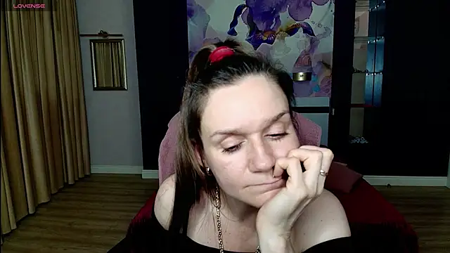 AriaGray online show from 02/06/26, 01:01