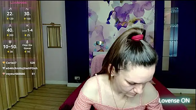 AriaGray online show from 04/17/26, 02:03