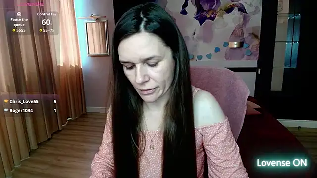 AriaGray online show from 05/25/26, 12:48