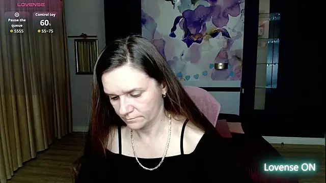 AriaGray online show from 05/07/26, 07:39