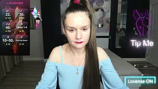 AriaGray online show from 10/03/25, 08:32