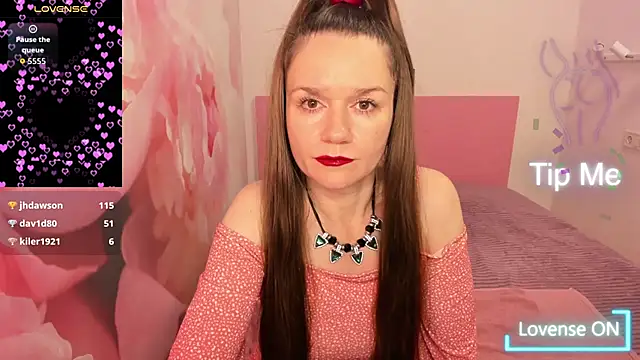 AriaGray online show from 10/21/25, 04:45