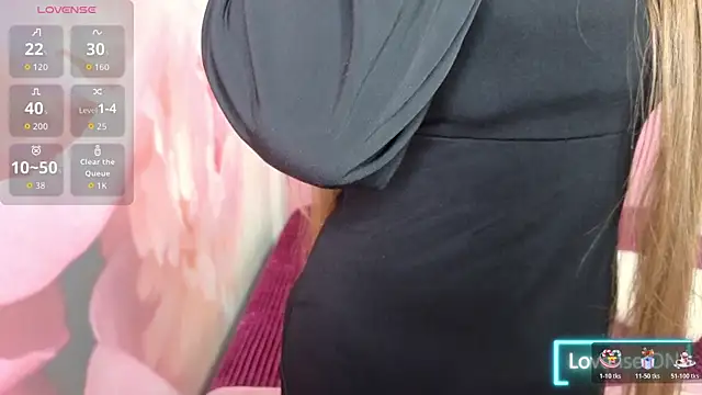 AriaGray online show from 11/03/25, 02:31