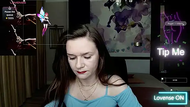 AriaGray online show from 10/19/25, 01:30