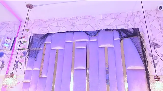 samarajhonson online show from 10/30/25, 09:33