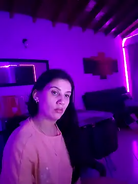 Snapshot of AbbyBaker222 chatting on 02/11/25, 05:47 AbbyBaker222 online show from 02/11/25, 05:47