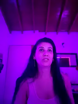 Snapshot of AbbyBaker222 chatting on 09/18/25, 05:32 AbbyBaker222 online show from 09/18/25, 05:32