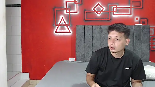 FerneyManti online show from 11/06/25, 01:15