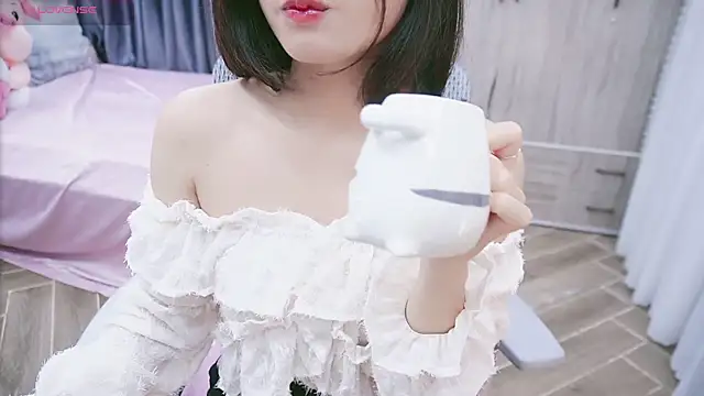 LY 26 online show from 12/05/24, 11:01