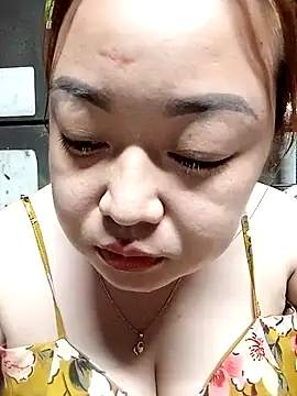 VyOanh2K online show from 11/13/25, 04:00