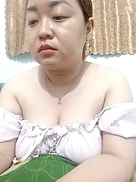 Snapshot of VyOanh2K chatting on 12/19/25, 03:36 VyOanh2K online show from 12/19/25, 03:36