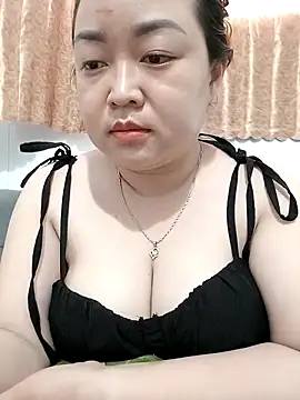 VyOanh2K online show from 09/22/25, 07:25