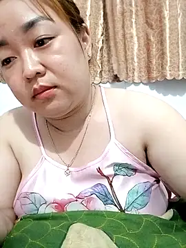 VyOanh2K online show from 11/21/25, 03:44