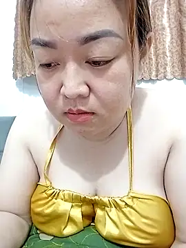 VyOanh2K online show from 03/18/26, 03:24