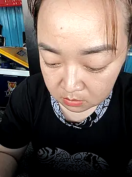 Snapshot of VyOanh2K chatting on 01/17/26, 09:02 VyOanh2K online show from 01/17/26, 09:02