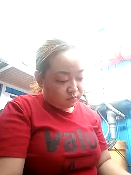 Snapshot of VyOanh2K chatting on 02/23/26, 08:26 VyOanh2K online show from 02/23/26, 08:26