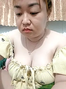 VyOanh2K online show from 11/27/25, 03:56