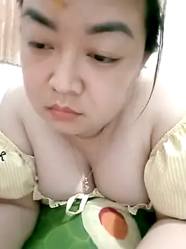 VyOanh2K online show from 09/29/25, 04:12